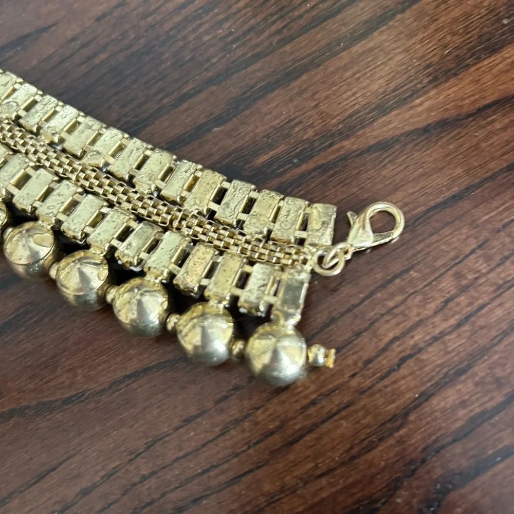 Imperious statement choker - Picture 4 of 7